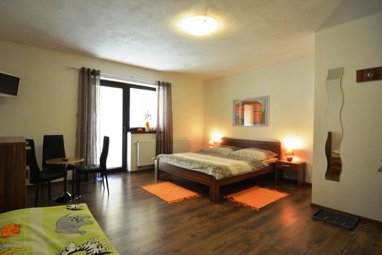 Villa Gold Nová Lesná Δωμάτιο φωτογραφία