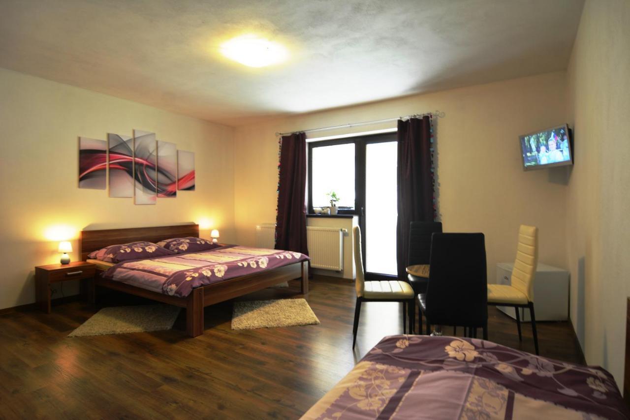 Villa Gold Nová Lesná Δωμάτιο φωτογραφία